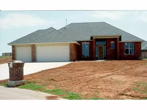 904 Putter Pl, Edmond, OK 73003 photo 1
