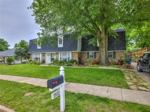 3932 Warwick Dr, Norman, OK 73072 photo 2
