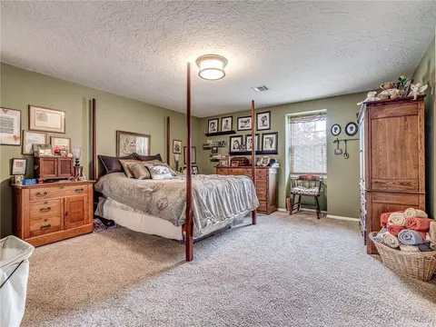 3932 Warwick Dr, Norman, OK 73072 photo 13