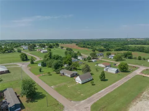 302 Lewis, Mulhall, OK 73063