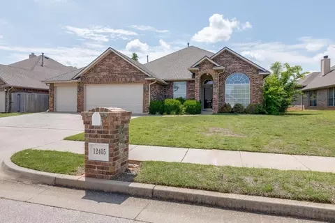 12405 Village Ln, Oklahoma City, OK 73170