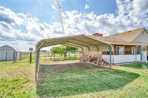 21066 E County Road 161, Altus, OK 73521 photo 27