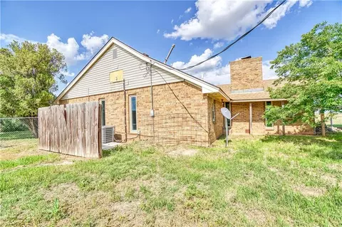 21066 E County Road 161, Altus, OK 73521 photo 26