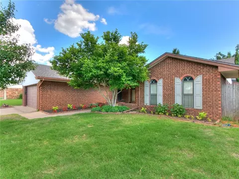 140 Sequoia Park, Yukon, OK 73099