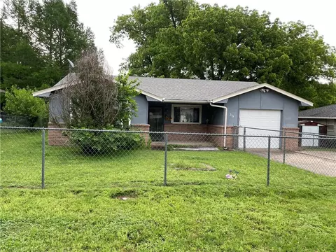 219 S Ruth Ave, Shawnee, OK 74801