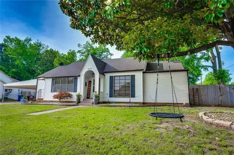 529 W 21st St, Ada, OK 74820