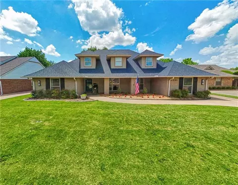 11205 Leaning Elm Rd, Oklahoma City, OK 73120
