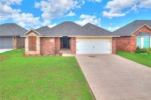 1014 Ridge Dr, Kingfisher, OK 73750