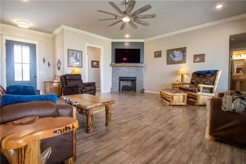 1217 Whispering Meadows Ln, Tuttle, OK 73089 photo 4