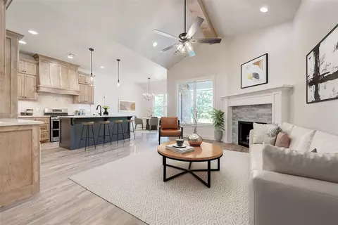 501 SW 6th St, Jones, OK 73049