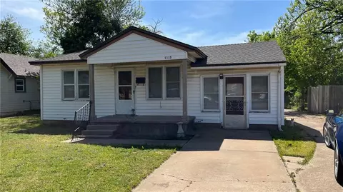 1115 N Boulevard St, Edmond, OK 73034
