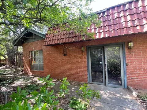 4201 Bent Tree Dr, Edmond, OK 73034
