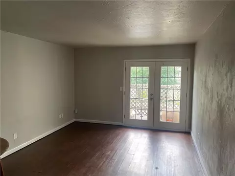 2110 W Brooks Rd #C, Norman, OK 73069