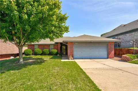 11611 Zandra Ave, Midwest City, OK 73130