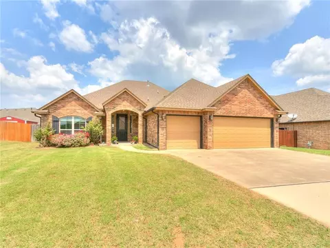 13129 Chinkapin Oak Pl, Choctaw, OK 73020