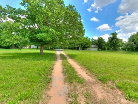 7800 NW 32nd St, Bethany, OK 73008