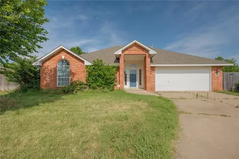 2828 Victoria Dr, Norman, OK 73072