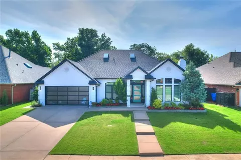 705 Parkside Rd, Norman, OK 73072