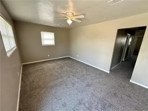 900 Denise St, Altus, OK 73521 photo 15