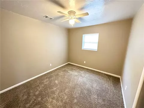900 Denise St, Altus, OK 73521 photo 9