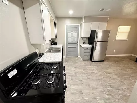 900 Denise St, Altus, OK 73521 photo 3