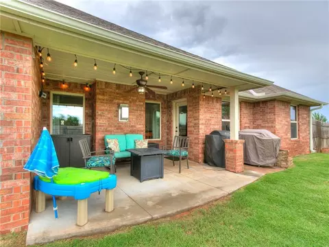 3301 Austrian Pine Ln, Yukon, OK 73099 photo 25