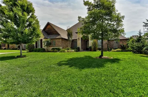 3200 Alpine Dr, Edmond, OK 73012