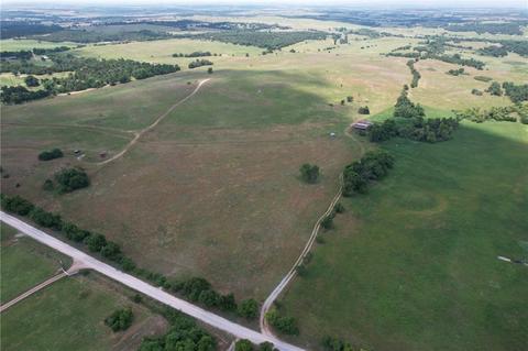 Cs 2720 Road, Cement, OK 73017