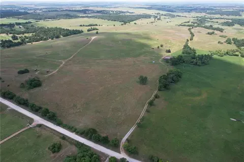 Cs 2720 Road, Cement, OK 73017