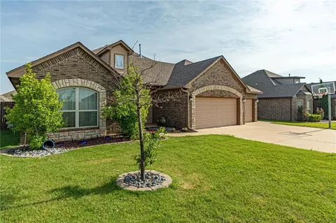 2429 NW 173rd St, Edmond, OK 73012
