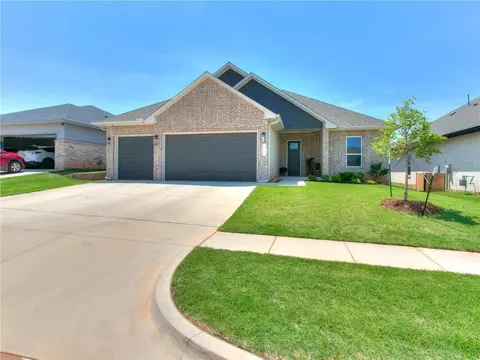 8220 NW 151st Ter, Edmond, OK 73013
