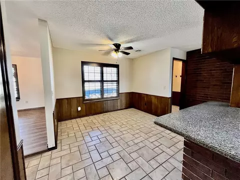 804 Pecan St, Tuttle, OK 73089 photo 25