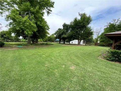804 Pecan St, Tuttle, OK 73089 photo 7