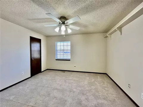 804 Pecan St, Tuttle, OK 73089 photo 40