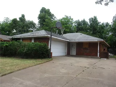 4908 SE 19th St, Del City, OK 73115