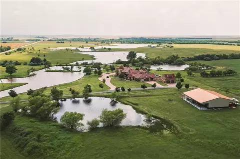 17395 SW 29th St, El Reno, OK 73036
