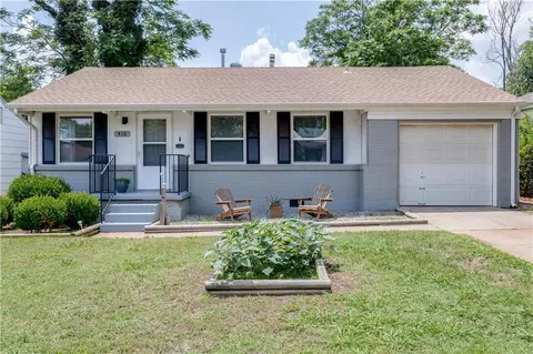 416 E Rose Dr, Midwest City, OK 73110