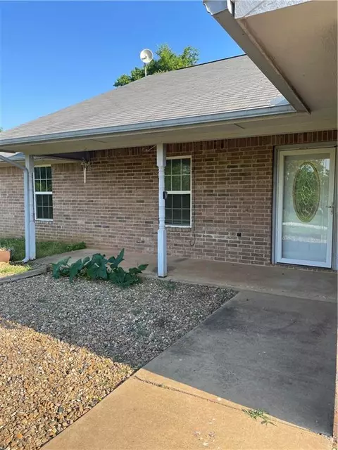 430 Opal Valley Rd, Idabel, OK 74745