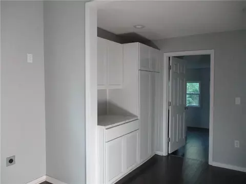 723 E Maple St, Cushing, OK 74023 photo 9