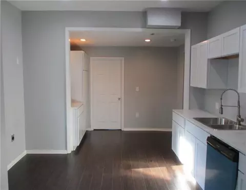 723 E Maple St, Cushing, OK 74023 photo 5