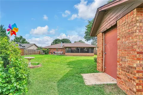 305 Pintail Cir, Altus, OK 73521 photo 36