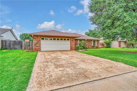 305 Pintail Cir, Altus, OK 73521 photo 3