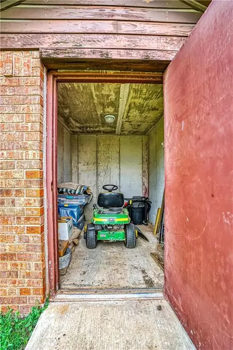 305 Pintail Cir, Altus, OK 73521 photo 37