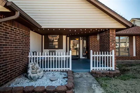 2512 SW 101st St, Oklahoma City, OK 73159
