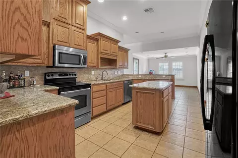 1105 Stephanie Ln, Altus, OK 73521 photo 17