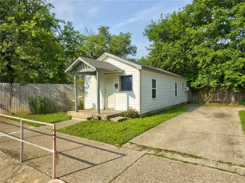 204 S Stewart Ave, Norman, OK 73071
