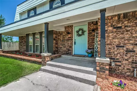 9104 Rolling Green Ave, Oklahoma City, OK 73132