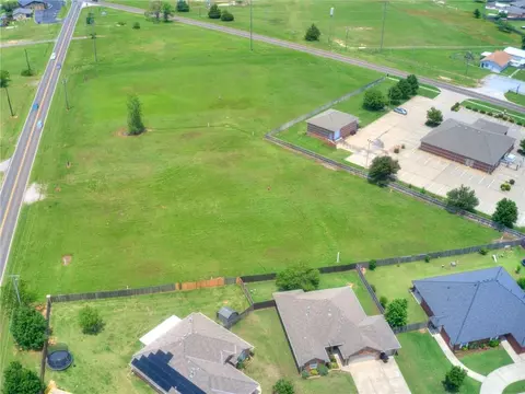 S Eastern Avenue, Moore, OK 73069 photo 5