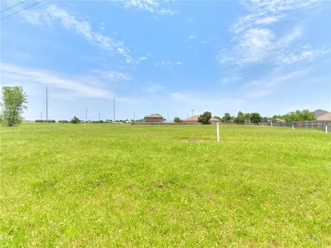 S Eastern Avenue, Moore, OK 73069 photo 11