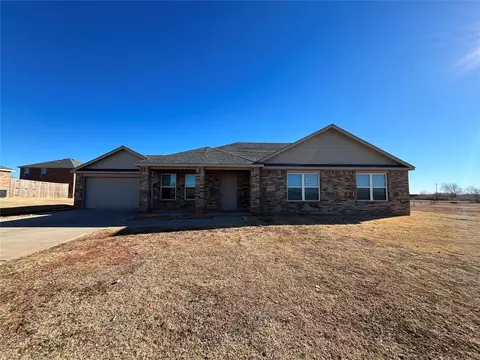 1809 Rialto St, Clinton, OK 73601